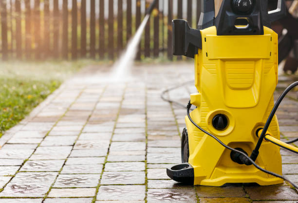 Best Playground Equipment Cleaning  in Englewood, NJ